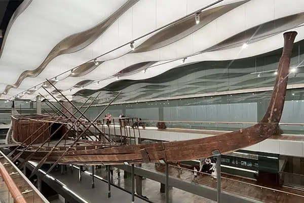 barche solari al nuovo museo egizio